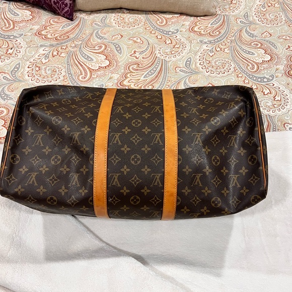 Authentic Louis Vuitton Keepall 50 - Picture 5 of 8